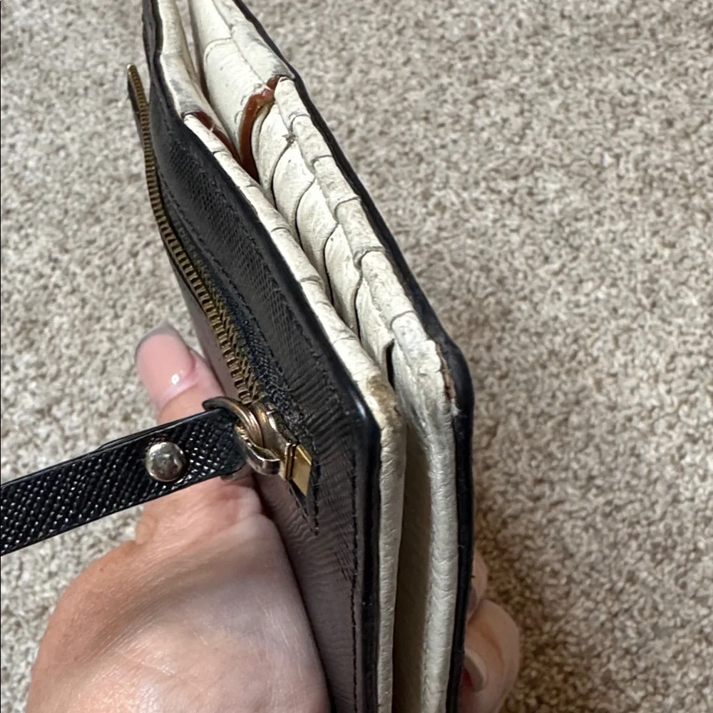 Kate Spade Staci Large Slim Bifold Wallet Black Saffiano Leather